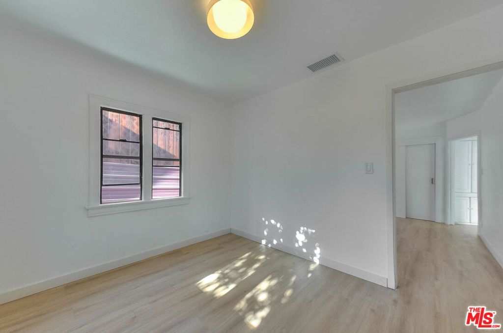 Image 27 of property listing at 1361 Keniston Avenue, Los Angeles, CA 90019