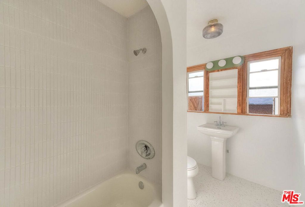 Image 30 of property listing at 1361 Keniston Avenue, Los Angeles, CA 90019