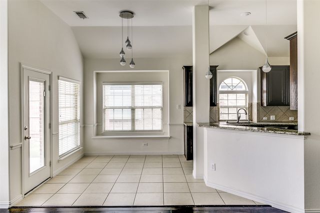 123 Quail Run Road, Red Oak, TX 75154