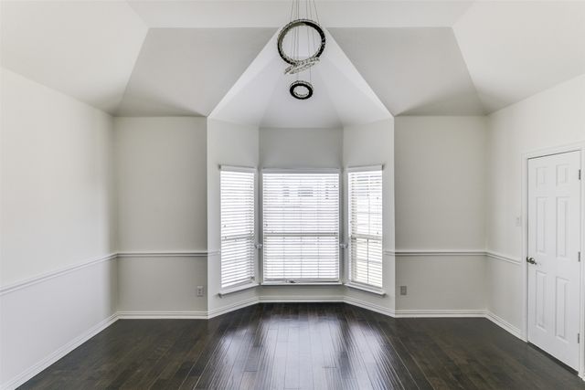 123 Quail Run Road, Red Oak, TX 75154