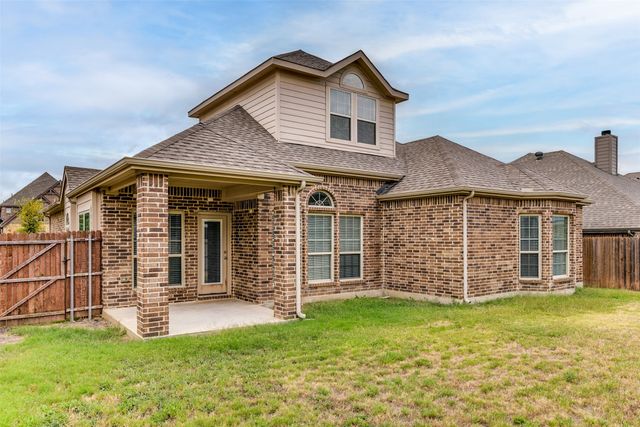 123 Quail Run Road, Red Oak, TX 75154