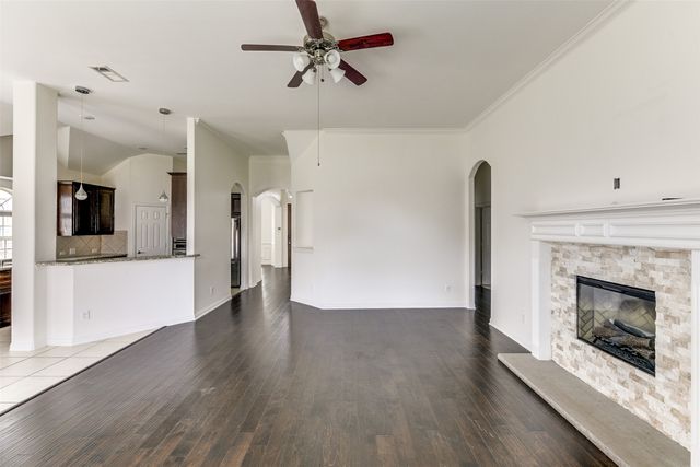 123 Quail Run Road, Red Oak, TX 75154