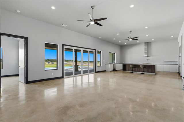 374 County Road 236, Florence, TX 76527