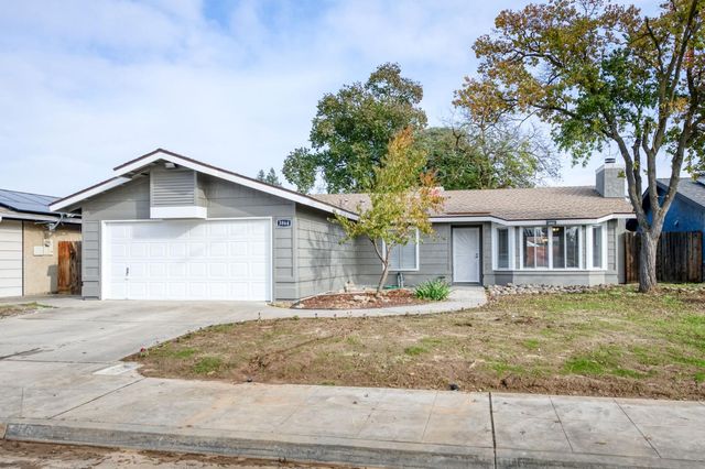 3864 N Forestiere Avenue, Fresno, CA 93722