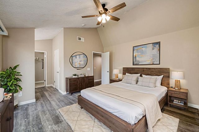 3864 N Forestiere Avenue, Fresno, CA 93722