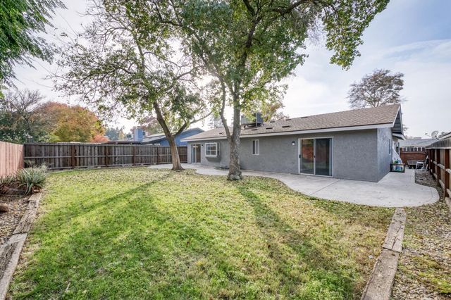 3864 N Forestiere Avenue, Fresno, CA 93722