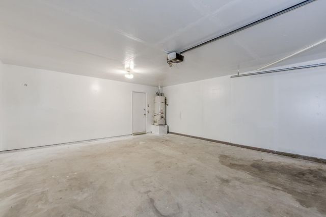 3864 N Forestiere Avenue, Fresno, CA 93722