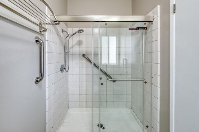 3864 N Forestiere Avenue, Fresno, CA 93722