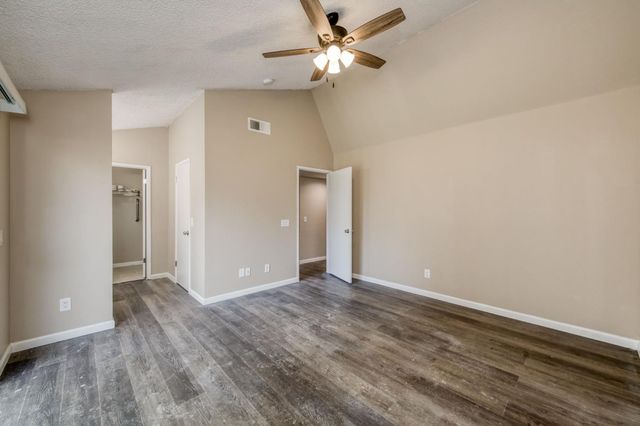 3864 N Forestiere Avenue, Fresno, CA 93722