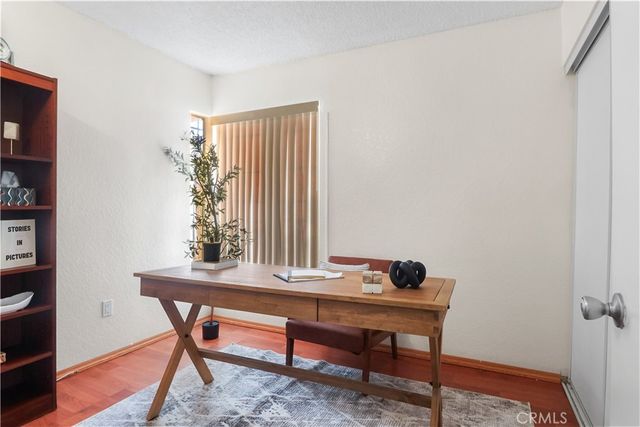 571 W Cypress Circle W, Compton, CA 90220