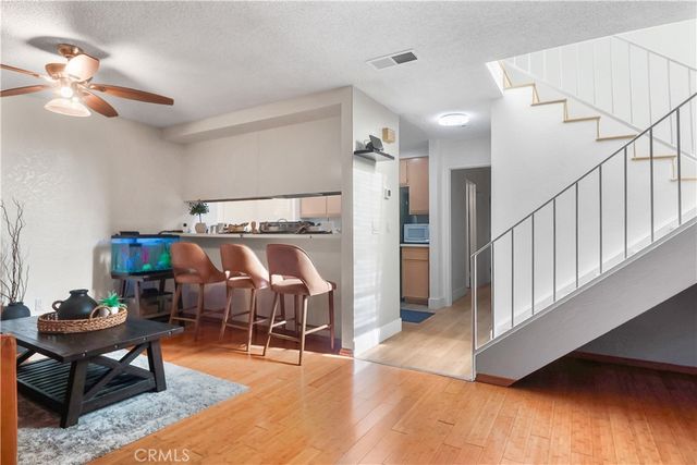 571 W Cypress Circle W, Compton, CA 90220