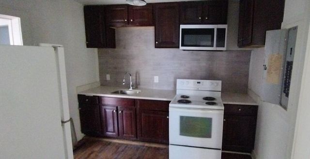 2749 E Surrey Drive, North Charleston, SC 29405