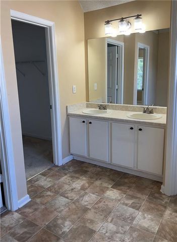 1576 Rogers Crossing Drive, Lithonia, GA 30058