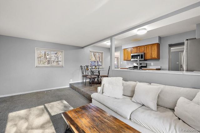 4775 Halberd Street, Commerce Twp, MI 48382