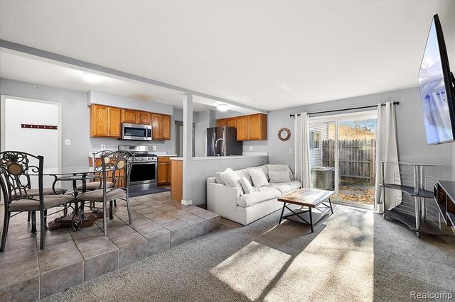 4775 Halberd Street, Commerce Twp, MI 48382