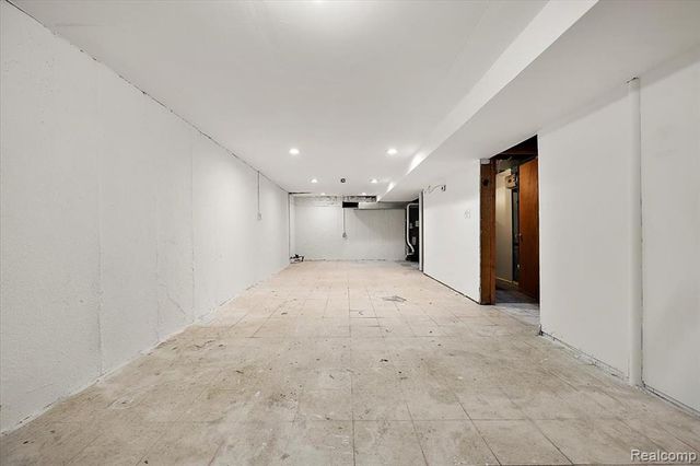 4775 Halberd Street, Commerce Twp, MI 48382