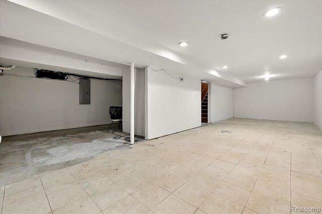 4775 Halberd Street, Commerce Twp, MI 48382