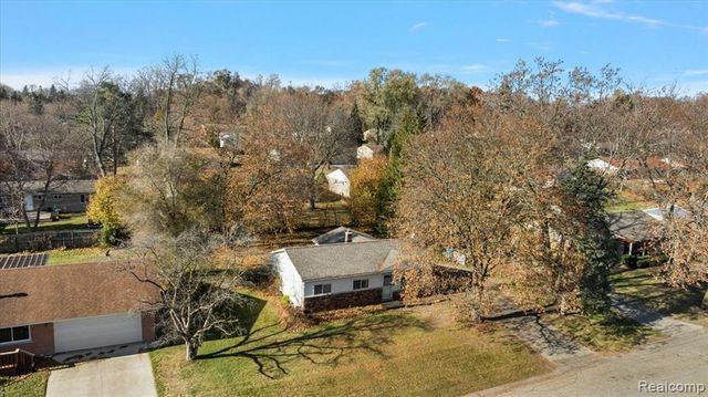 4775 Halberd Street, Commerce Twp, MI 48382