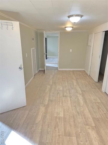 8600 Engler Avenue, St Louis, MO 63114