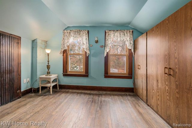 9630 Round Lake Boulevard, White Lake, MI 48386