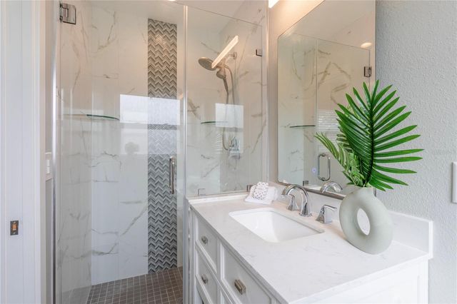 1208 ROSCOMARE AVENUE, Orlando, FL 32806