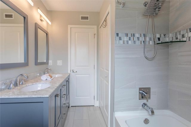 1208 ROSCOMARE AVENUE, Orlando, FL 32806