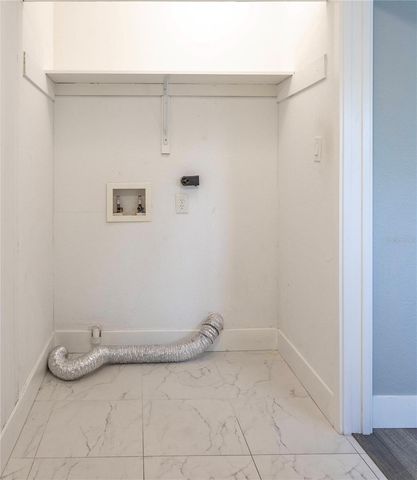 1208 ROSCOMARE AVENUE, Orlando, FL 32806