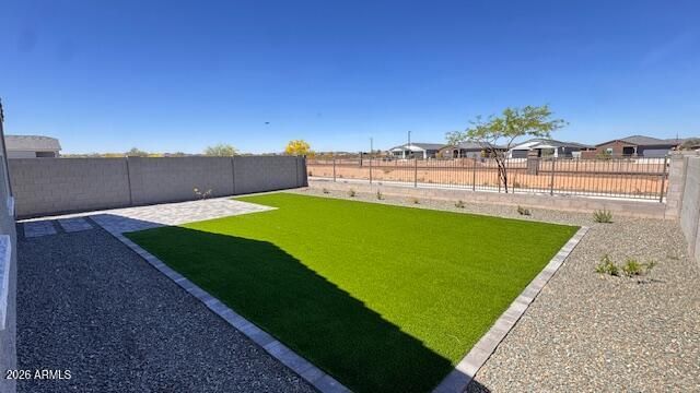 16004 W HONEYSUCKLE Drive, Surprise, AZ 85387