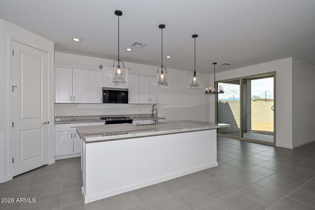 16004 W HONEYSUCKLE Drive, Surprise, AZ 85387