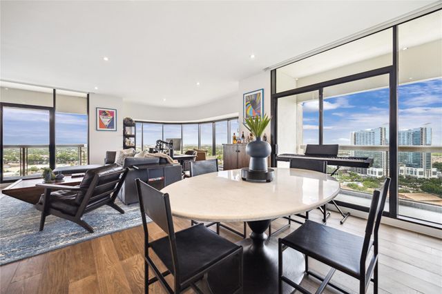 1701 Hermann Drive 23B, Houston, TX 77004