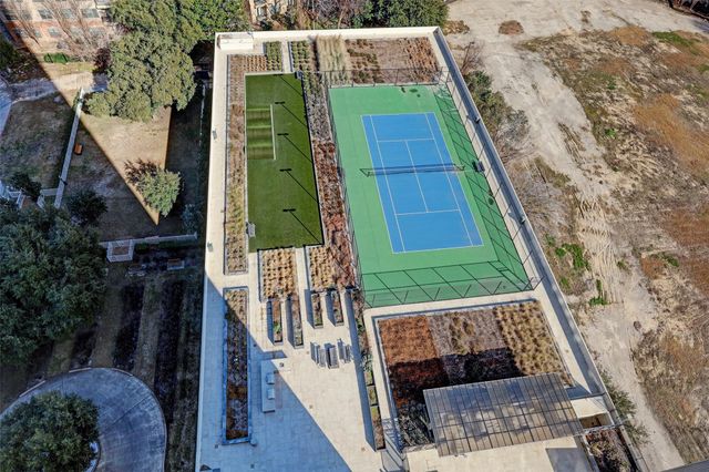 1701 Hermann Drive 23B, Houston, TX 77004