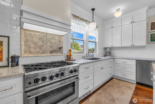 815 N Fife Street, Tacoma, WA 98406
