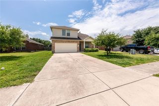 137 Maplewood, Kyle, TX 78640