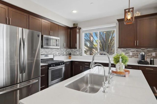 1251 Paseo Sea Grass 114, San Diego, CA 92154