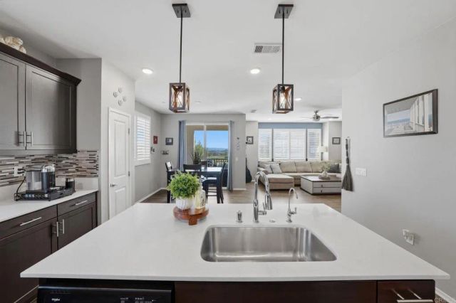 1251 Paseo Sea Grass 114, San Diego, CA 92154