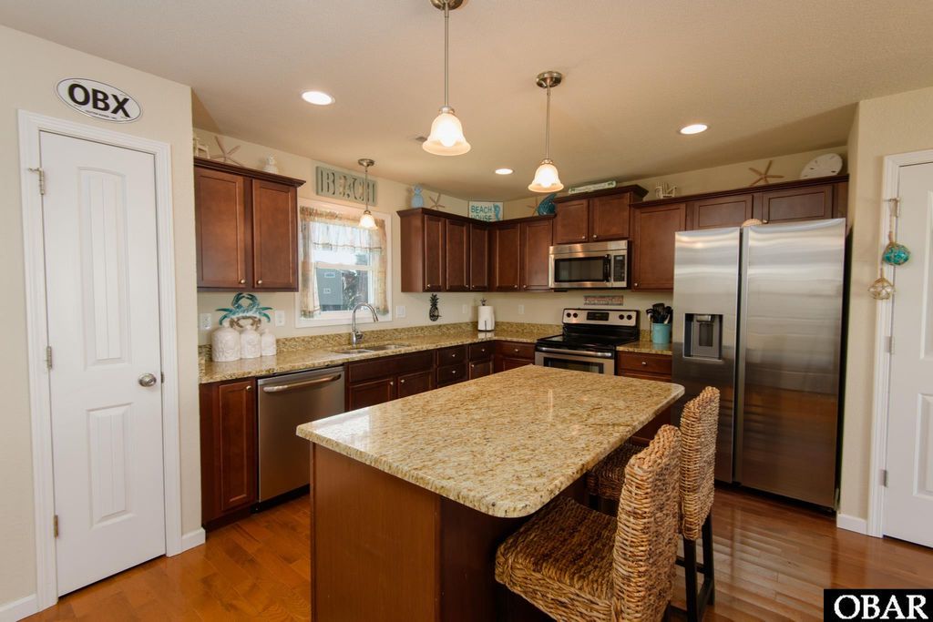 Image 7 of property listing at 102 King Edward Ct Lot 21-U, Kill Devil Hills, NC 27948