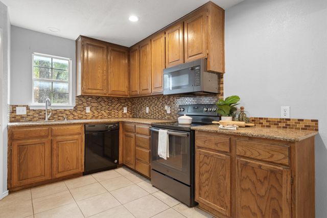 4117 Matthew Drive, Cleburne, TX 76031