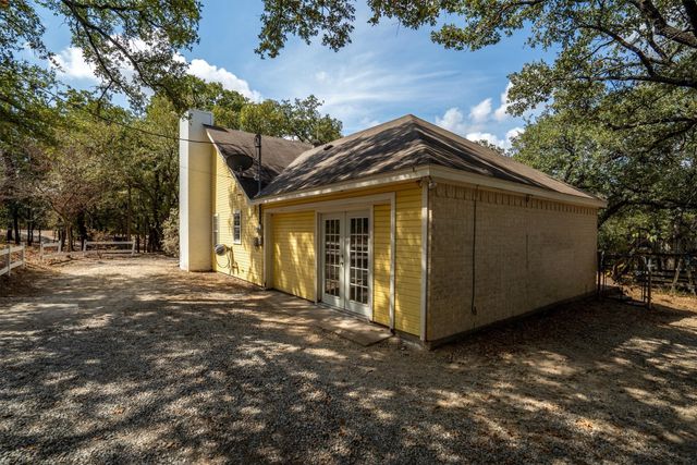 4117 Matthew Drive, Cleburne, TX 76031