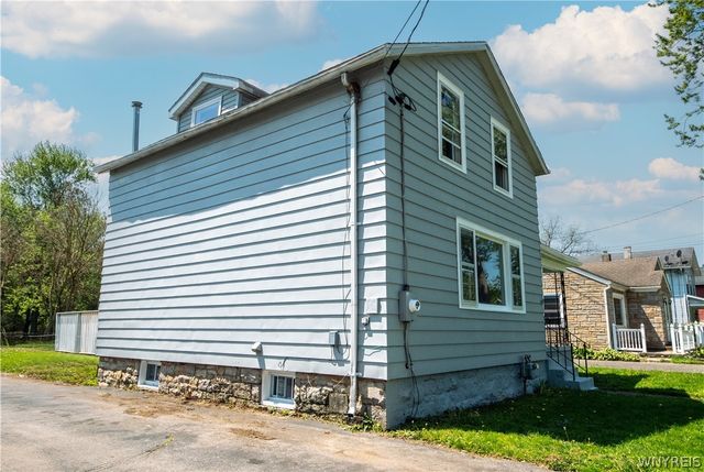 161 Elmwood Avenue, Lockport City, NY 14094
