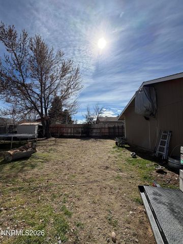 743 Lyell Way, Gardnerville, NV 89460