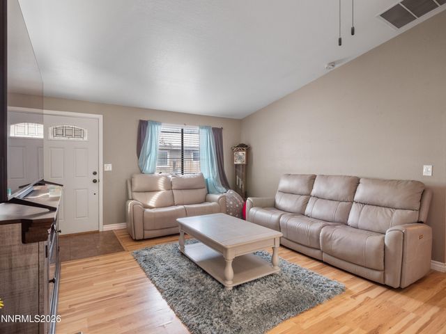 743 Lyell Way, Gardnerville, NV 89460