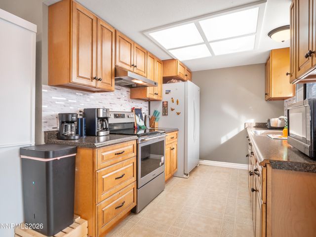 743 Lyell Way, Gardnerville, NV 89460