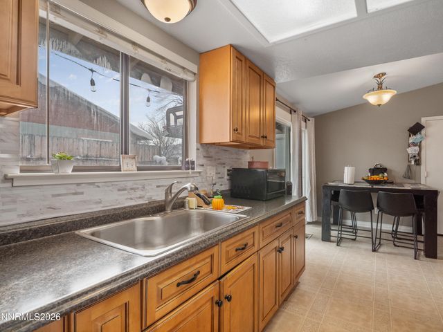 743 Lyell Way, Gardnerville, NV 89460