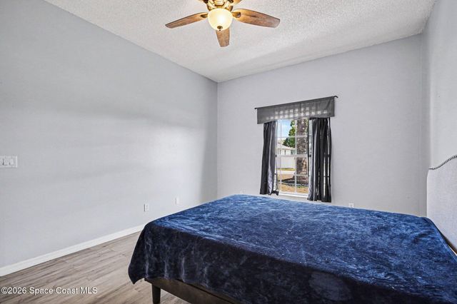 591 Dinner Street NE, Palm Bay, FL 32907