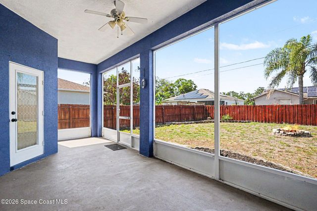 591 Dinner Street NE, Palm Bay, FL 32907