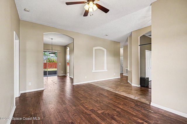 591 Dinner Street NE, Palm Bay, FL 32907
