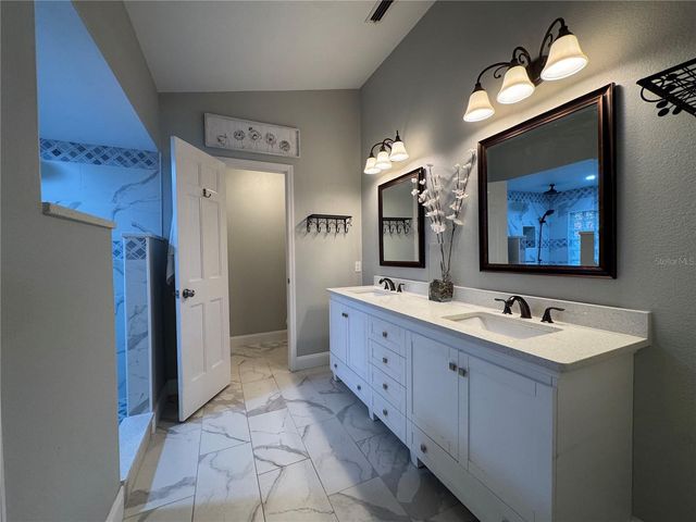 915 HEATHERBROOK DRIVE, Auburndale, FL 33823