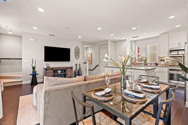 849 Tranquility Circle 3, Livermore, CA 94551