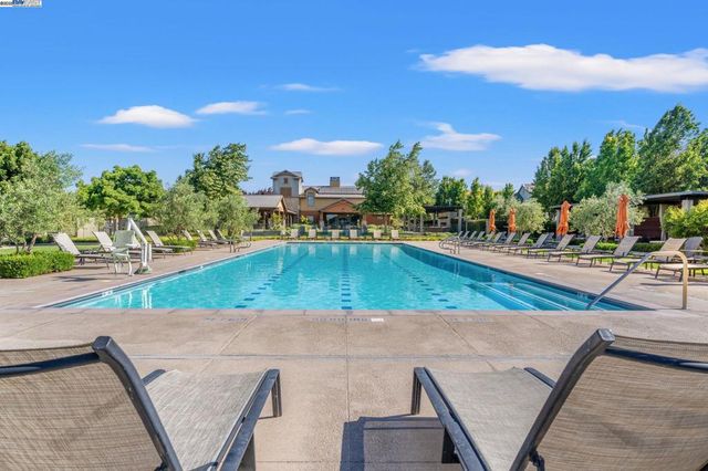 849 Tranquility Circle 3, Livermore, CA 94551