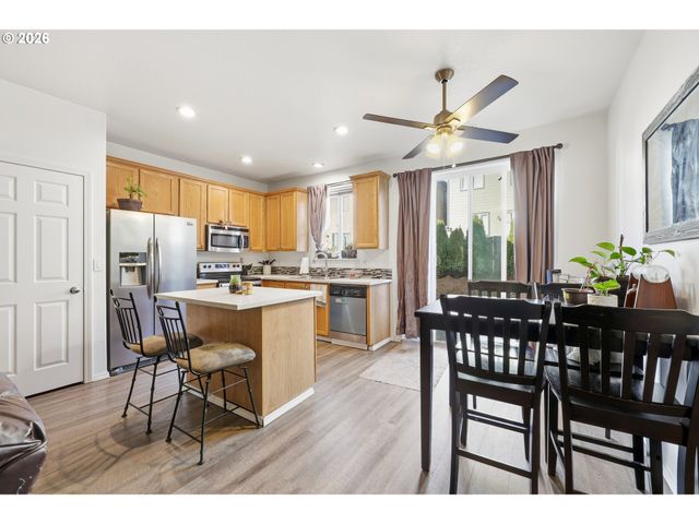 5827 Se 16TH Loop, Gresham, OR 97080